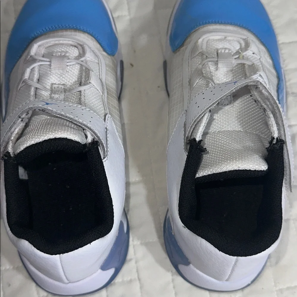 Jordan 11 CMFT University Blue Kids' Blue and White Athletic Shoes 2.5Y - Picture 5 of 8